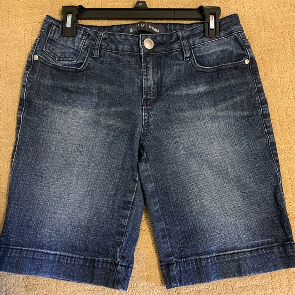 EUC Apt 9 Stone Washed Denim Shorts - Picture 2 of 11